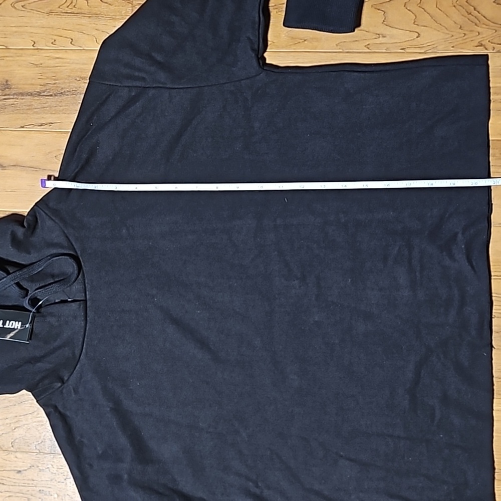 Coffin Floral Crop Hoodie - Picture 9 of 12